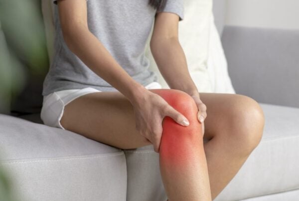 Don’t Let Knee Pain Decide How You Live